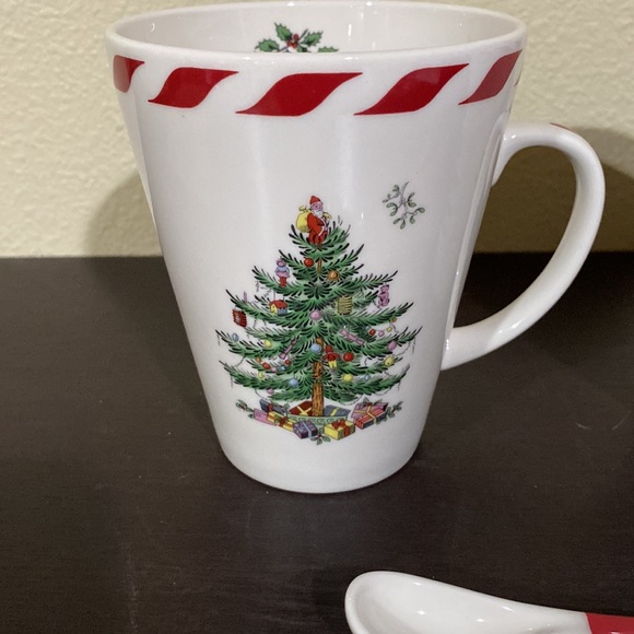 New Spode Christmas Tree Peppermint Cocoa Mugs with spoons - Picture 3 of 9